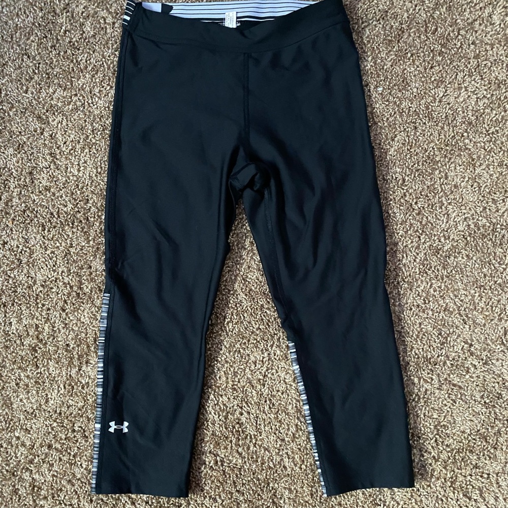 Cropped under armour leggings